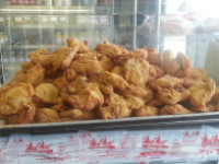 A tray of fresh fried chicken